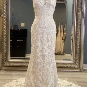 NWT Lazaro Wedding dress  3904 no alterations  SZ 12 street size 10